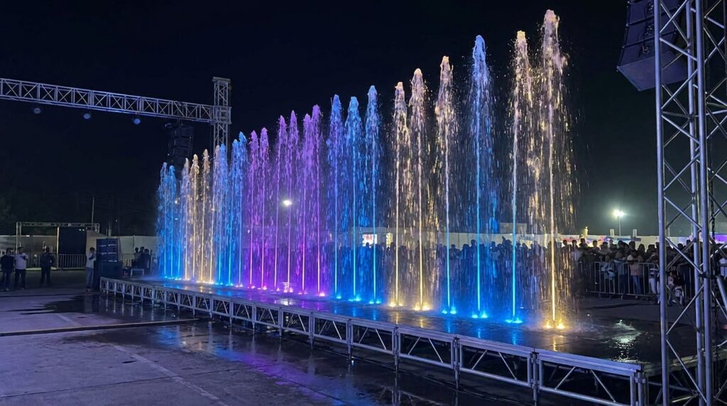 шоу фонтанов